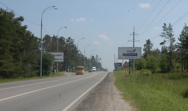 Щит 6x3,  навпроти автобусної зупинки,  31км+250 праворуч