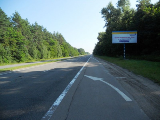 Щит 6x3,  Черниговская трасса, км 48+250 право, за с.Залесье, котедж. городок "Новая Богдановка"