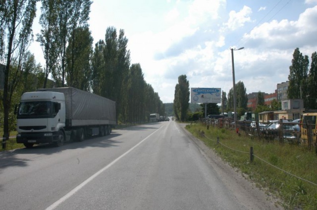 Щит 6x3,  Вул.Промислова, 1, навпроти Київського картонно-паперового комбінату;