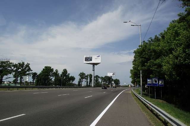 Суперборд 12x5,  Киев - Харьков 29км + 600 м до Киева (справа в напр. г.Киева)