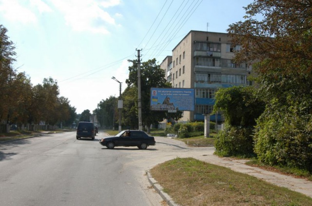 Щит 6x3, м. Обухів», вул.Київська, 31 (навпроти Обухівської автошколи товариста сприяння обороні України) Щит 6x3, м. Обухів», вул.Київська, 31 (навпроти Обухівської автошколи товариста сприяння обороні України)