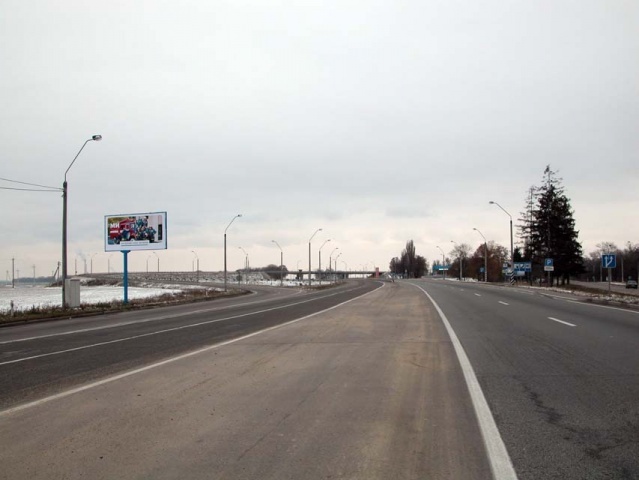Щит 6x3,  Б. Церковь, въезд в города со стороны Киева, напротив КП ГАИ; а/д К.-Одесса 16, км 78+100 м (слева); трансп. развязка