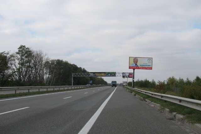 Щит 6x3,  Киев - Житомир 26км+900м от Киева (справа в напр. г.Житомир)