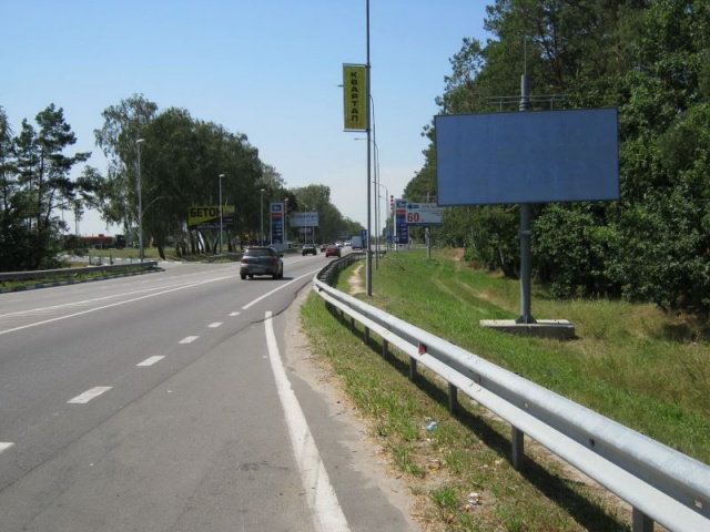 Щит 6x3,  м.Буча, біля ТЦ Модуль та будівельного супермаркета "Нова лінія; 30км + 050 праворуч