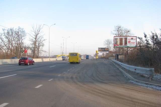 Щит 6x3,  Киев - Одесса 05 км+300м до Киева (справа в напр. Киева (готельн.копл. "У ЧАБАНА"))