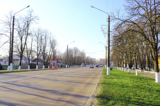 Сітілайт 1.2x1.8,  вул. Київський Шлях, 40, навпроти центрального парку