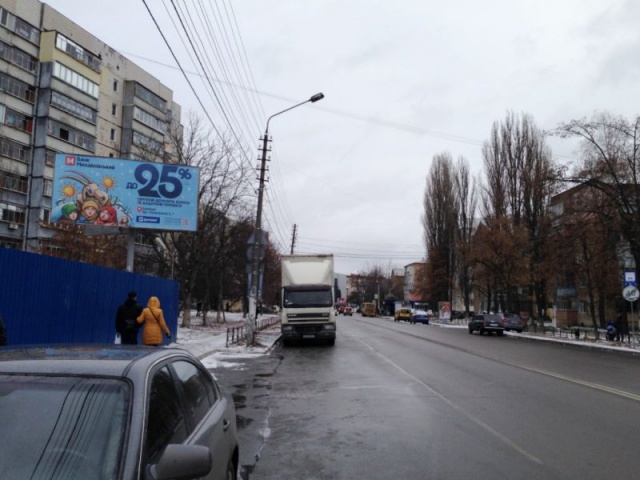 Щит 6x3,  г.Бровары, ул.Короленко, 68, 100м до ул.Киевской, рынок