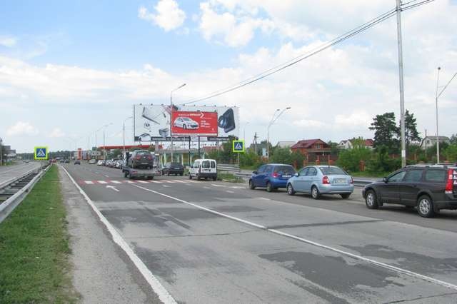 Щит 6x3,  Киев - Обухов 10км + 650м до Киева (справа в напр. Киева; поворот на Голубое озеро)