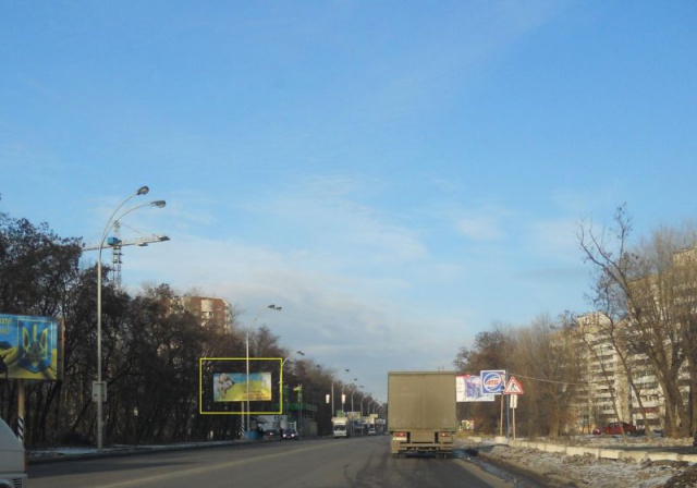 Щит 6x3,  г.Бровары ул. Киевская, напротив рынка СБС, остановка, 50м от АЗС WOG в сторону Киева