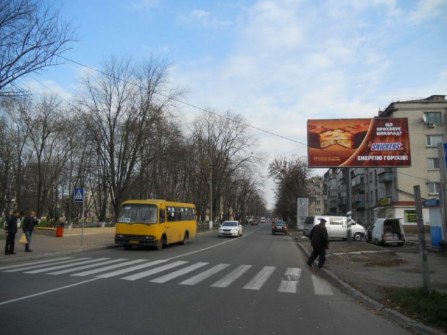 Щит 6x3,  г.Бровары, ул.Кирова, 2, перекресток с ул.Толстого