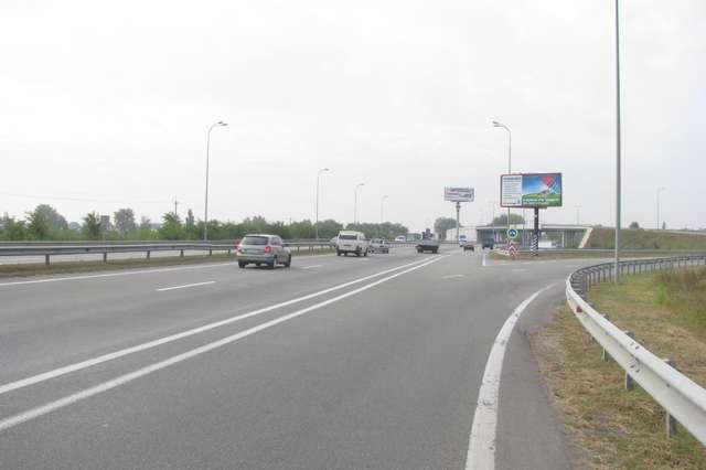 Щит 6x3,  Киев - Одесса 14 км+400м от Киева (в напр. Одессы: поворот на Васильков )