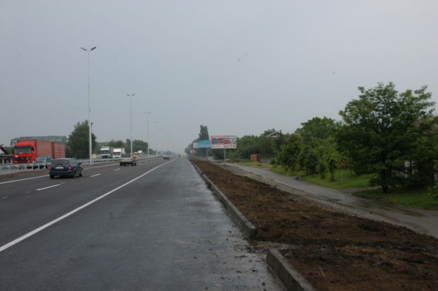 Щит 6x3,  с.Мила, перед поворотом на с.Петрушки, 26+300 ліворуч