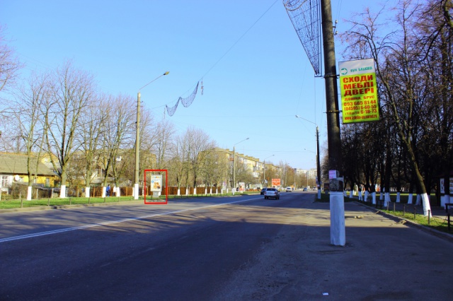 Сітілайт 1.2x1.8,  вул. Київський Шлях, 26, поблизу від магазину "Дари Ланів"