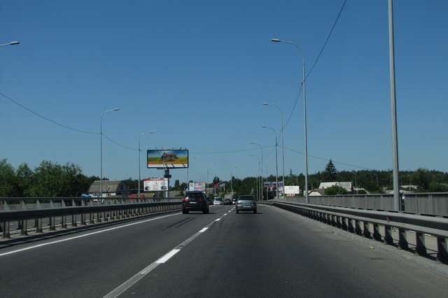 Суперборд 12x5,  Киев - Ковель 10км+600м (слева) (из Киева)