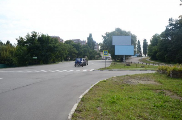 Щит 6x3,  м. Обухів», вул. Київська, 123 - вул. Миру (в''їзд в Обухів з Києва, Українки)