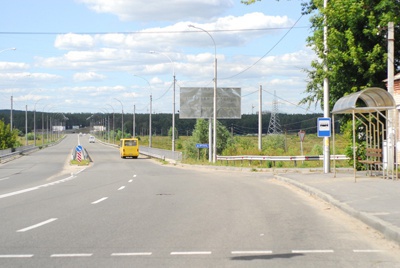 Щит 6x3,  перед мостом через р. Ирпень, въезд в Ирпень с Ирпенской трассы