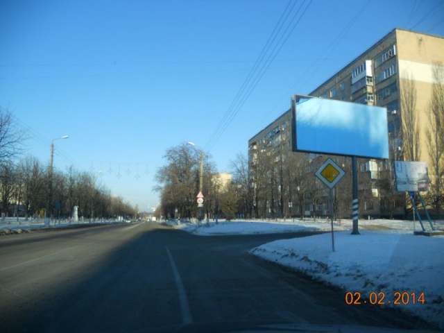 Щит 6x3,  г.Бровары, ул.Гагарина, 25, пересечение с ул.генерала Кирпоноса
