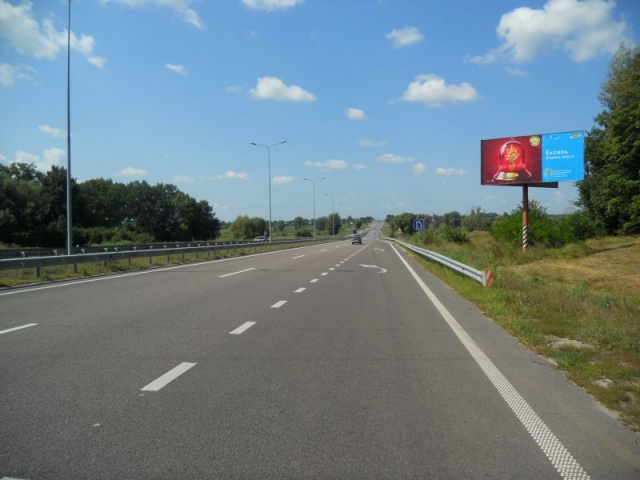 Щит 6x3,  Харьковская трасса, 85км 500м от КПП г. Киев, лево,  г.Яготин
