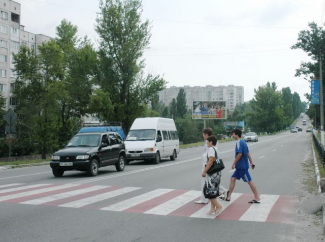 Щит 6x3,  Вул. Київська,158,  за  світлофором