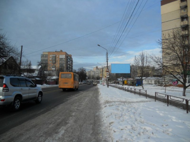 Щит 6x3,  г.Бровары, ул.Короленко, 54, 100м до ТЦ Форум
