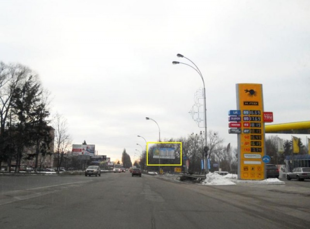 Щит 6x3,  г.Бровары, ул.Киевская, 227/1, (напротив дома 292), АЗС КЛО, Автосалон