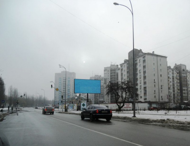 Щит 6x3,  г.Бровары, ул.Грушевского, 15-А, перекресток с ул.Воссоединения