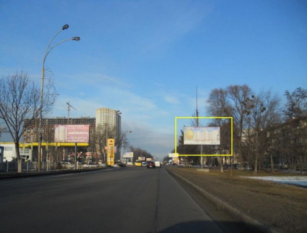 Щит 6x3,  г.Бровары, ул.Киевская, 292, через дорогу от АЗС КЛО