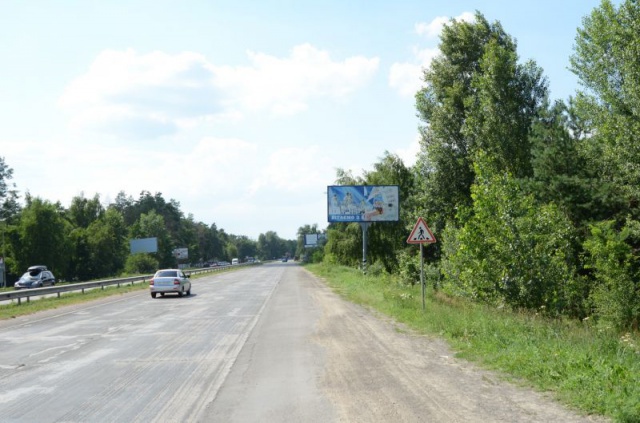 Щит 6x3,  Навпроти ресторана "Три мушкетера"; 28+350 ліворуч