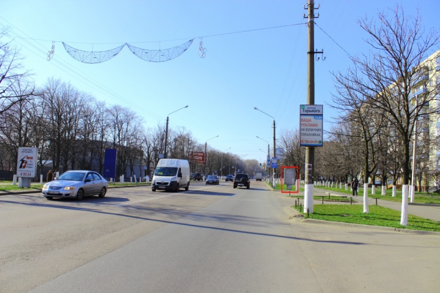 Сітілайт 1.2x1.8,  вул. Київський Шлях, 39 навпроти АБ "Металург"