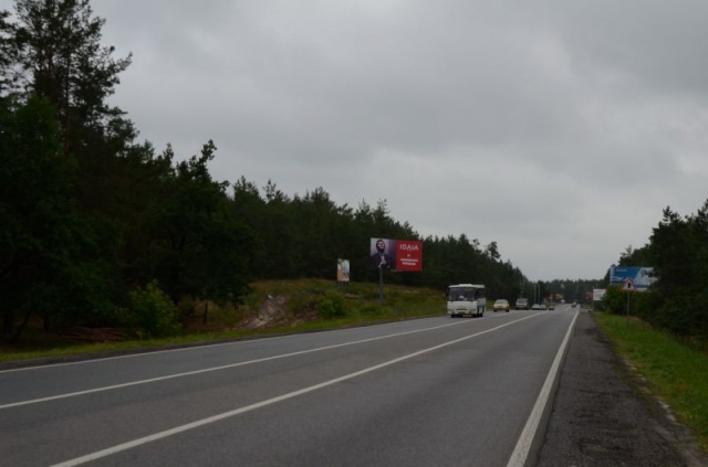 Щит 6x3,  34км + 600м праворуч,, поворот на с. Рудики, на с. Плюты