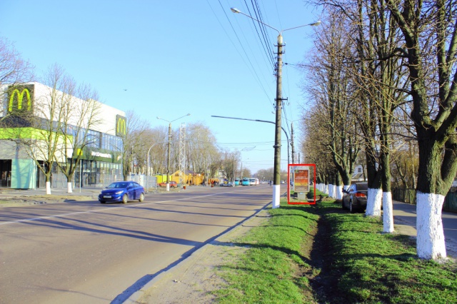 Сітілайт 1.2x1.8,  вул. Київський Шлях, 58,  навпроти центрального парку