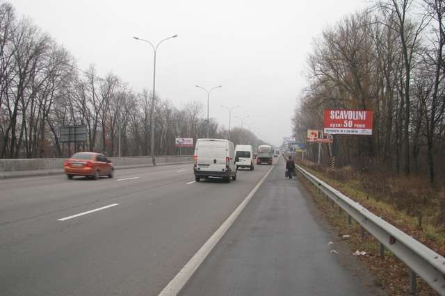 Щит 6x3,  Киев - Одесса 02км+550м до Киева (справа 500м до "Новой Линии" в напр. г.Киев)