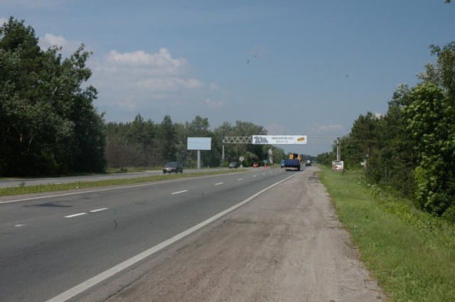 Щит 6x3,  За с.Таценки, перед м.Обухів; 41км+480 праворуч