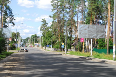 Щит 6x3, На перекрестке ул. Университетская и ул. Пушкинская (по Ирпенской трассе направление из Киева) Щит 6x3, На перекрестке ул. Университетская и ул. Пушкинская (по Ирпенской трассе направление из Киева)