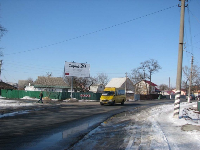 Щит 6x3, Борисполь 05, центр, возле собора; пер. ул. Кутузова и ул. Суворова; въезд в город со стороны Черкасс Щит 6x3, Борисполь 05, центр, возле собора; пер. ул. Кутузова и ул. Суворова; въезд в город со стороны Черкасс