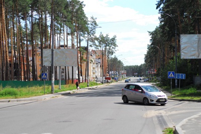 Щит 6x3, На перекрестке ул. Университетская и ул. Пушкинская (по Ирпенской трассе направление на Киев) Щит 6x3, На перекрестке ул. Университетская и ул. Пушкинская (по Ирпенской трассе направление на Киев)