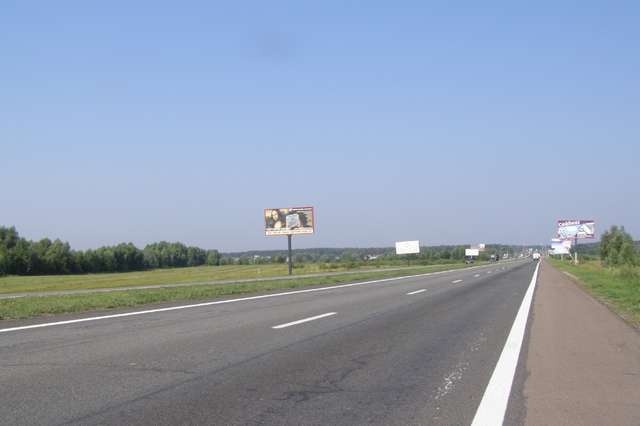 Щит 6x3,  Киев - Чернигов 10 км + 700 м (слева в напр.г.Киев 3км. до Броваров)