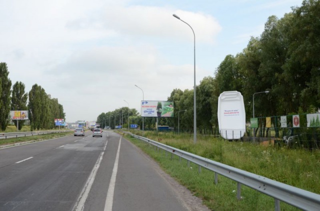 Щит 6x3,  Біля садового центру Інтерфлора; 23+000 праворуч