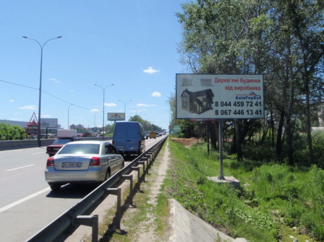 Щит 6x3,  біля супермаркета "Нова лінія", 13 км+700 праворуч