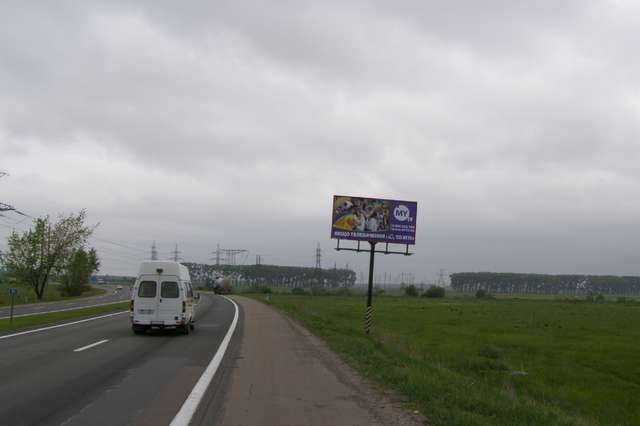 Щит 6x3,  Киев - Чернигов 19 км + 650 м (справа, в напр. г.Чернигова)