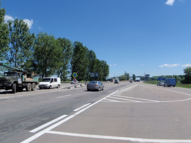 Щит 6x3,  смт.Глеваха, 27км+750 праворуч
