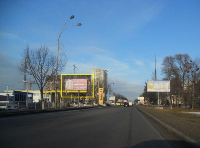 Щит 6x3,  г.Бровары, ул.Киевская, 227/1, (напротив дома 292), АЗС КЛО, Автосалон