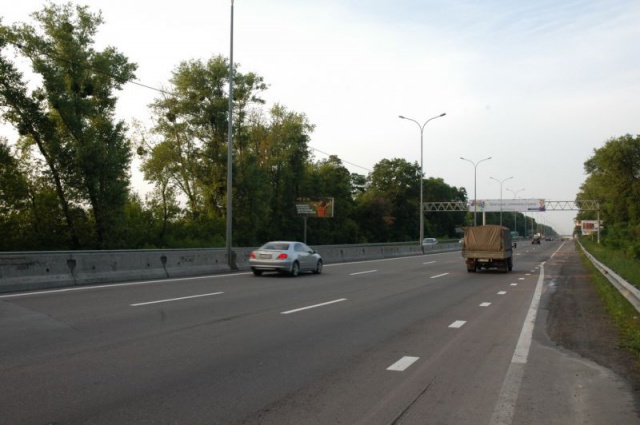 Щит 6.2x2.85,  с.Чабани, 16 км + 200 праворуч