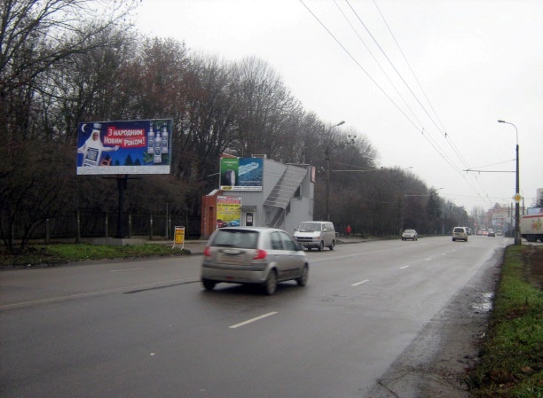 Щит 6x3,  50-летия Победы бул., возле парка