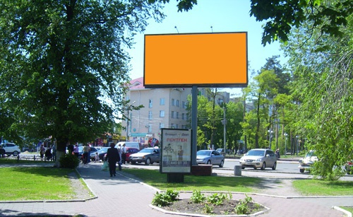 Щит 6x3,  ул. Центральная, район вокзала, напротив подземного перехода