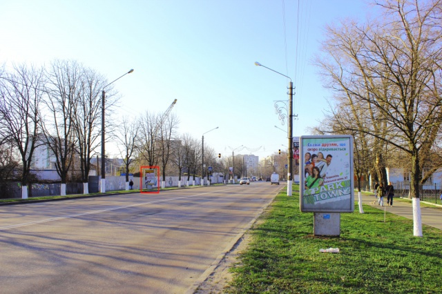 Сітілайт 1.2x1.8,  вул. Київський Шлях, 32, навпроти центрального парку